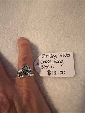 Sterling Silver Cross Ring Size 6